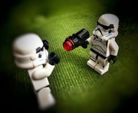 开云·体育官方网站入口-《ApexLegends》“极夜突袭”地图全面升级，战术层出不穷！